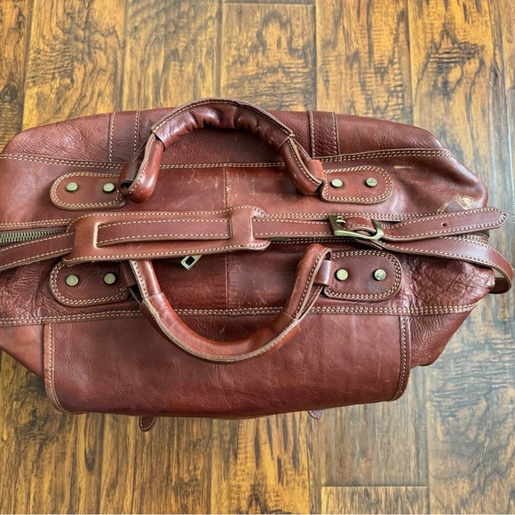 Floto Leather Duffle Bag - Picture 4 of 16